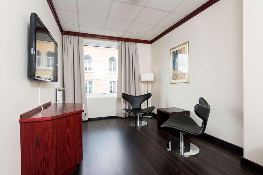 Four Monkeys Hotell Ålesund Rum bild